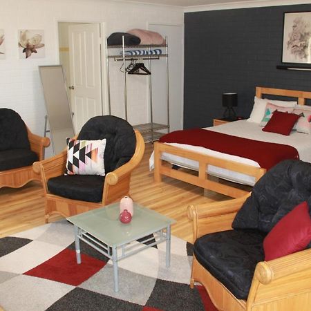سالاماندر باي Salamander Beach Accommodation - Adults Only المظهر الخارجي الصورة